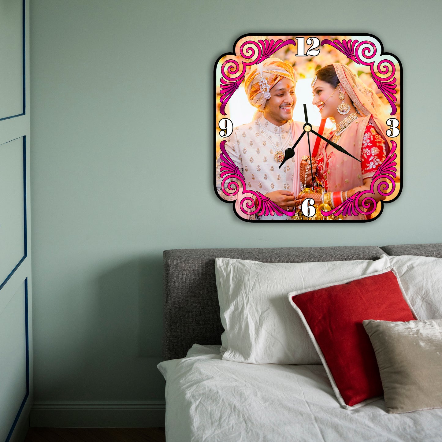 Customized Couple Clock Collage Photo Frame Gifts for Anniversary, Birthday